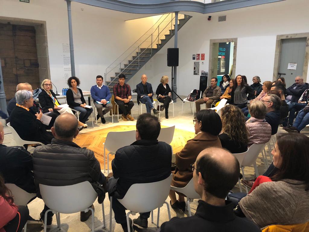 Manuel Iglesias en la Mesa Redonda de "Falemos da Xuventude" en Lugo (O Vello Cárcere)