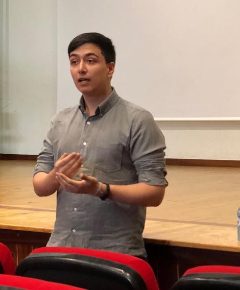 Manuel Iglesias Soilán en una charla sobre inteligencia en Meira
