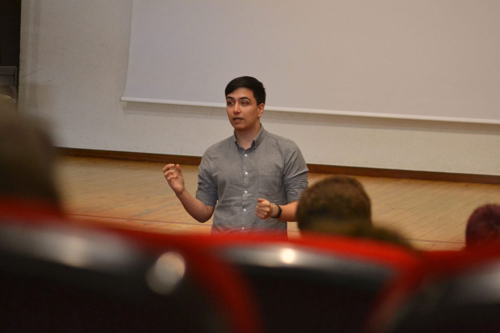 Manuel Iglesias Soilán en una charla sobre inteligencia en Meira
